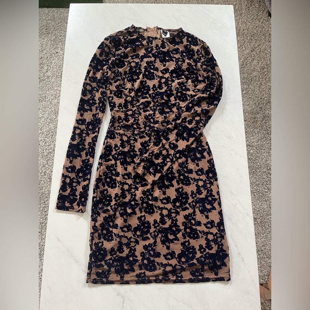 Windsor Bodycon Dress💙🦋
